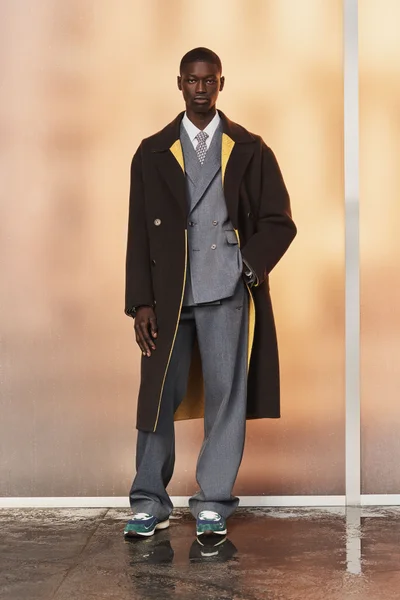 Look 8